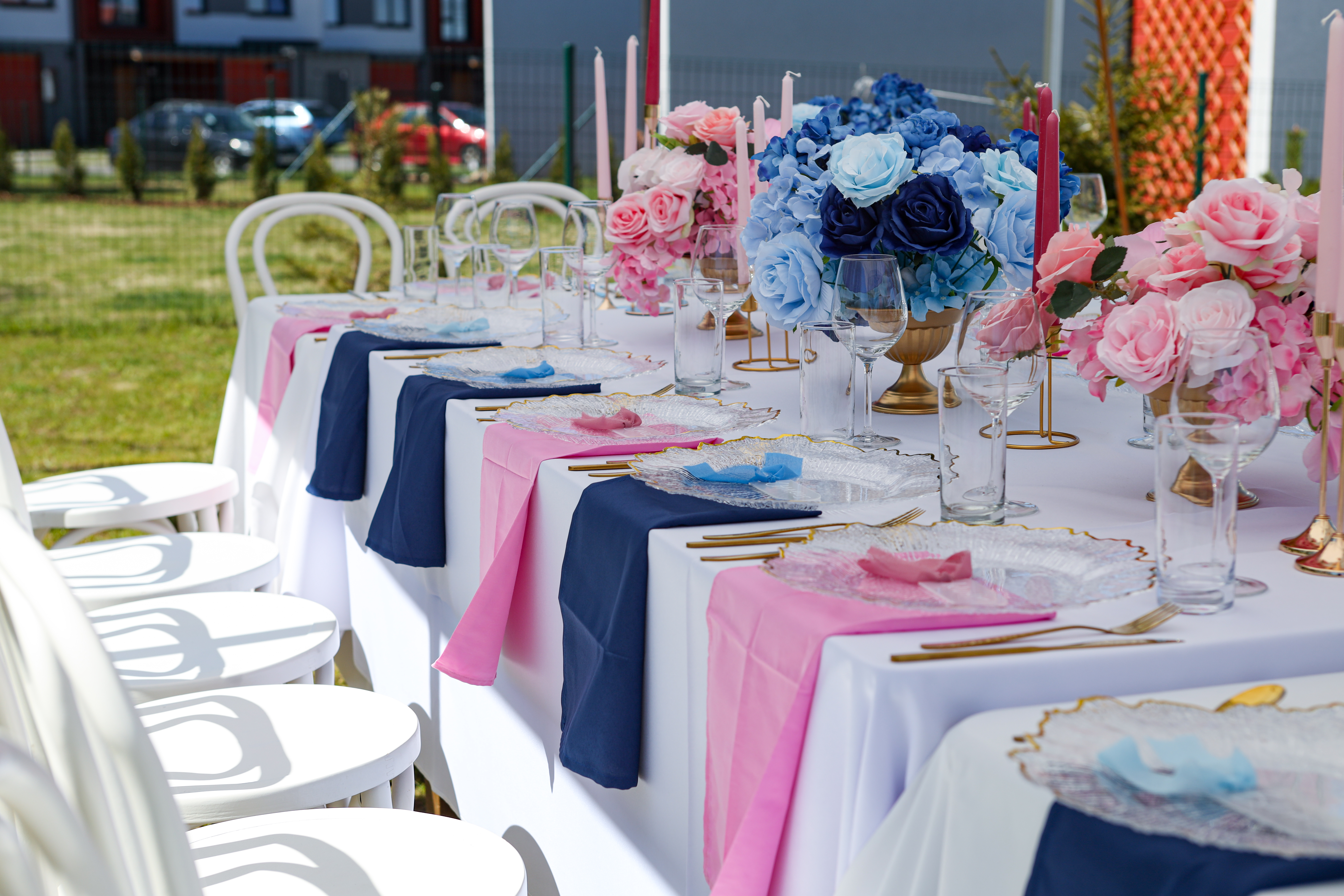 TABLE DECORATIONS (20 guests)